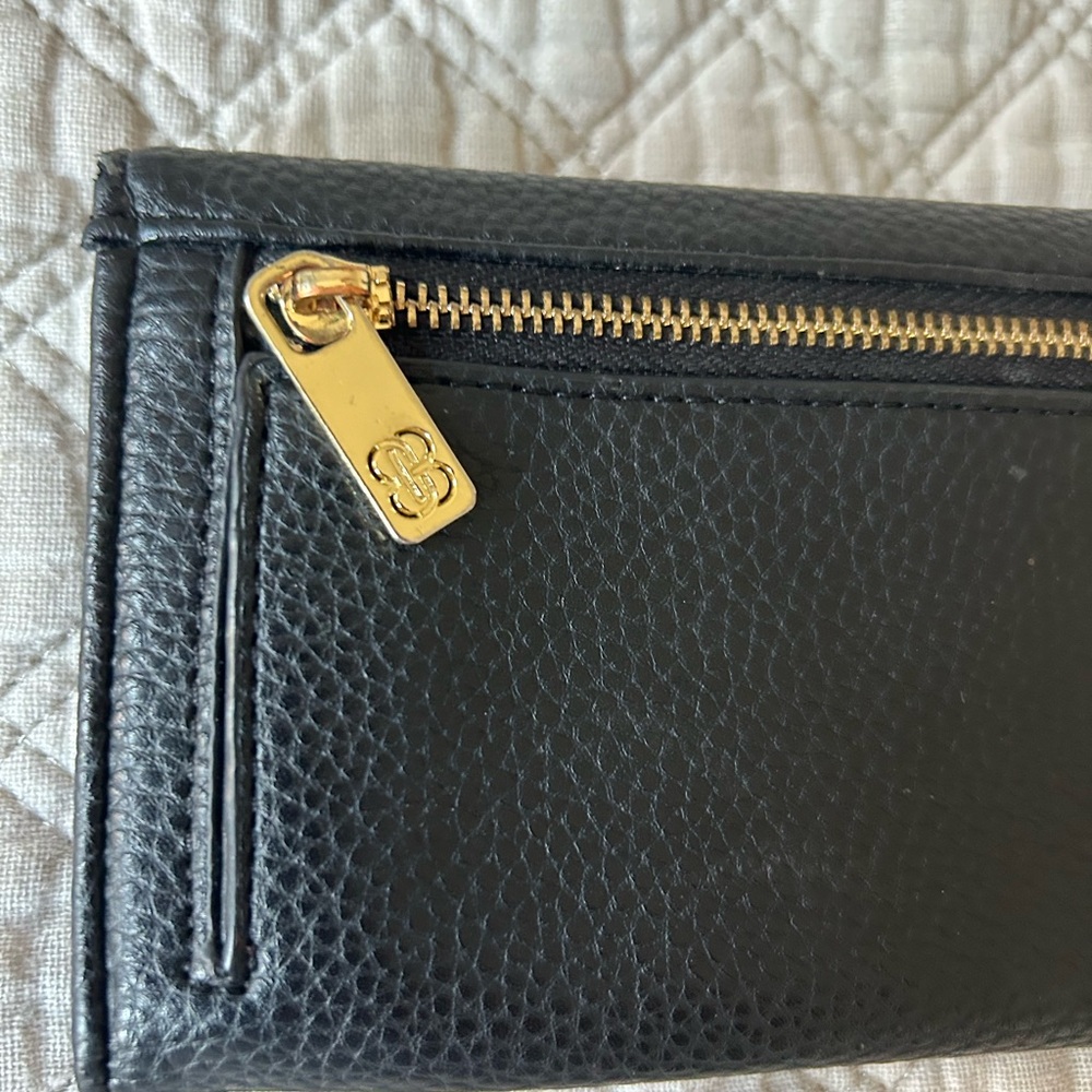Bandolino Black Wallet with Gold Button - Picture 9 of 13